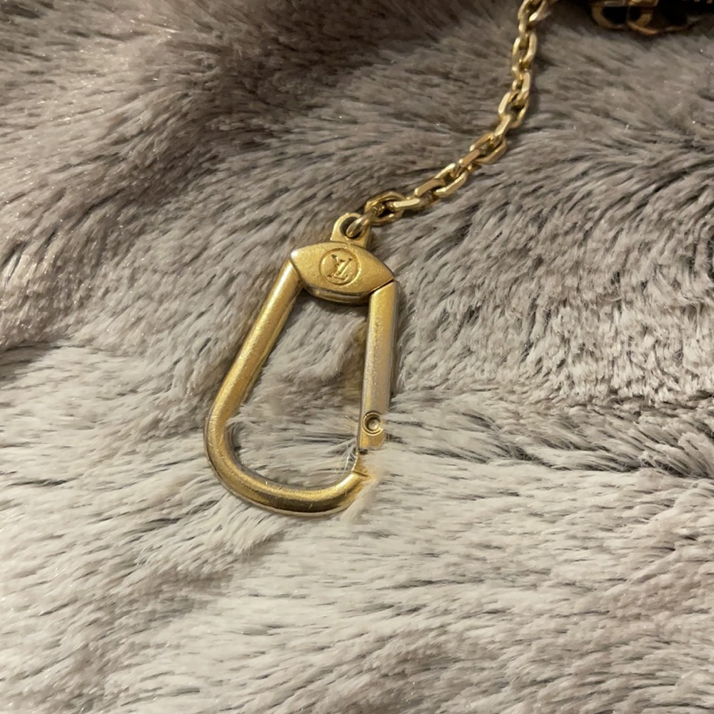 Authentic Louis Vuitton Monogram key pouch - Picture 2 of 11